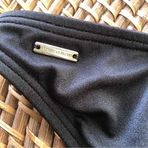 Victoria’s Secret Miraculous Bombshell Bikini - Picture 9 of 15